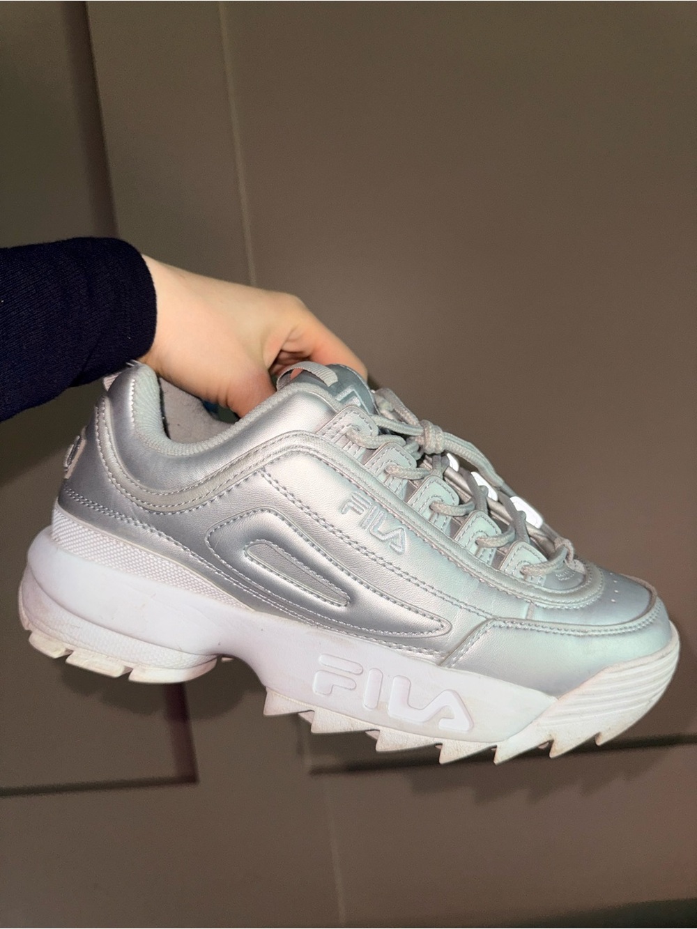 FILA Disruptor II Metallic Silver Women’s Sneakers (size 9)